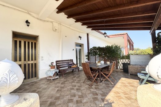 Monopoli – Villa bifamiliare in Vendita