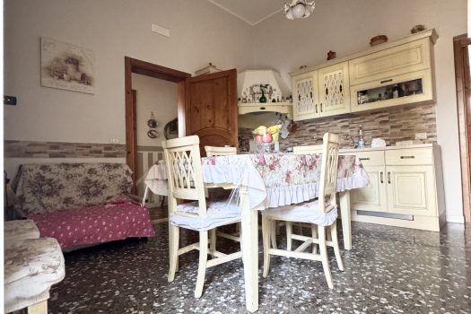 Monopoli – Villa bifamiliare in Vendita