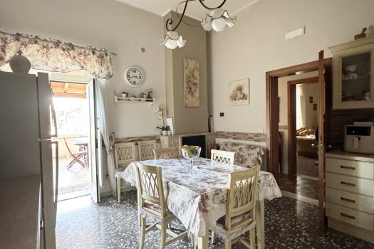 Monopoli – Villa bifamiliare in Vendita