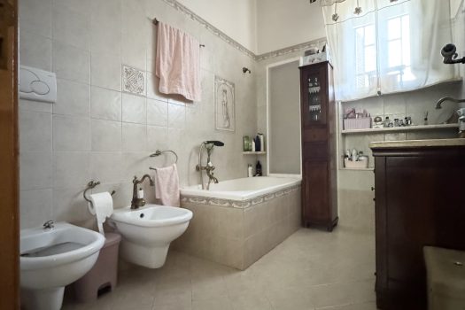Monopoli – Villa bifamiliare in Vendita