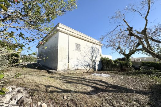 Martina Franca – Trullo con abitazione e giardino