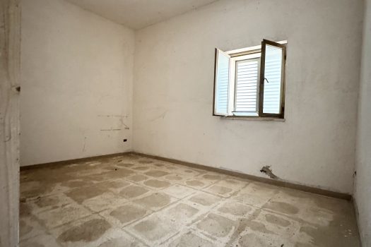 Martina Franca – Trullo con abitazione e giardino