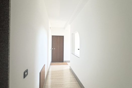 Appartamento 129 mq con balconi, posto auto, luminoso 3° piano