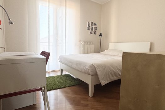 Appartamento 129 mq con balconi, posto auto, luminoso 3° piano