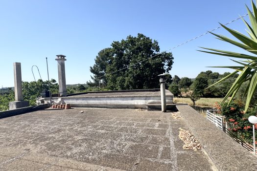 Monopoli Sant’Oceano | Abitazione d’epoca con pineta e terreno