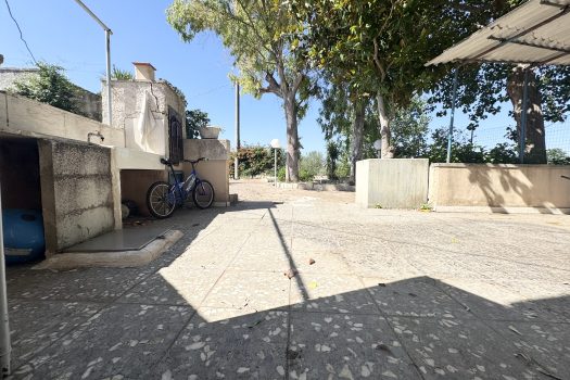 Monopoli Sant’Oceano | Abitazione d’epoca con pineta e terreno